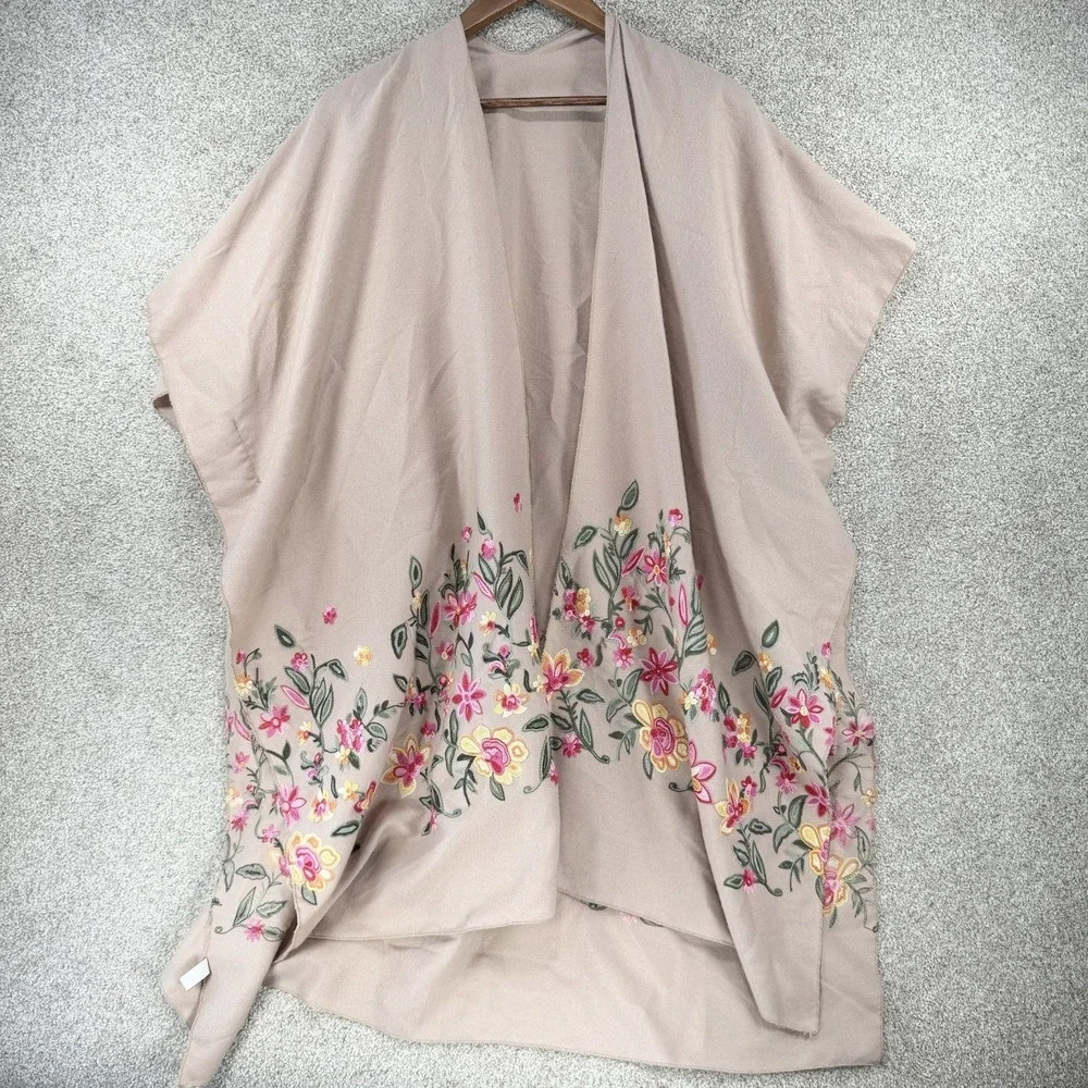 Embroidered Floral Shawl Wrap Poncho Ruana OS Tan Cottagecore Festival Boho Long